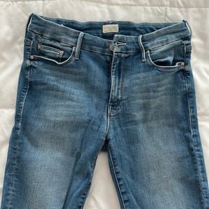 The Looker Crop Mother Jeans